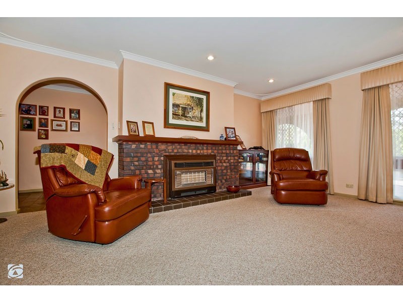 48 Edeline Street, Spearwood WA 6163