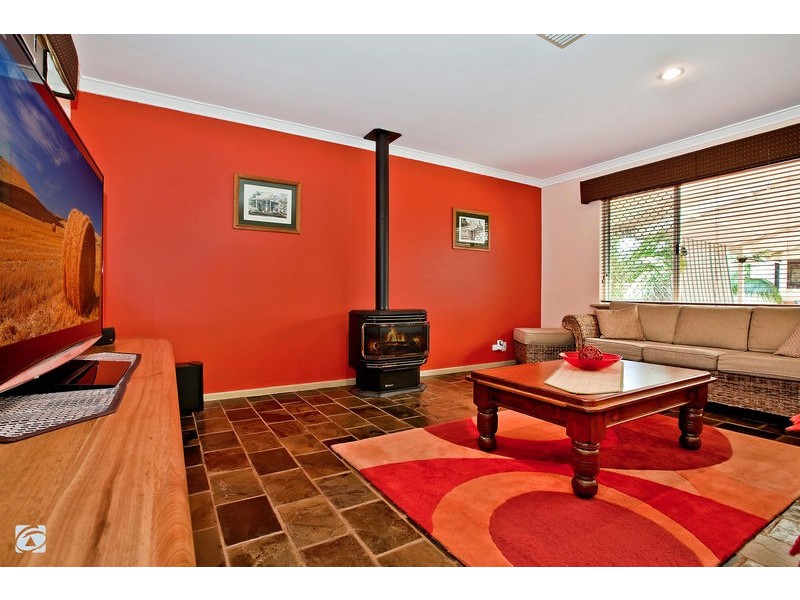 48 Edeline Street, Spearwood WA 6163