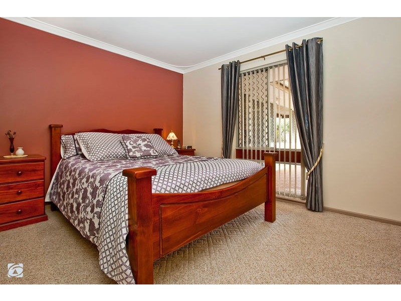 48 Edeline Street, Spearwood WA 6163