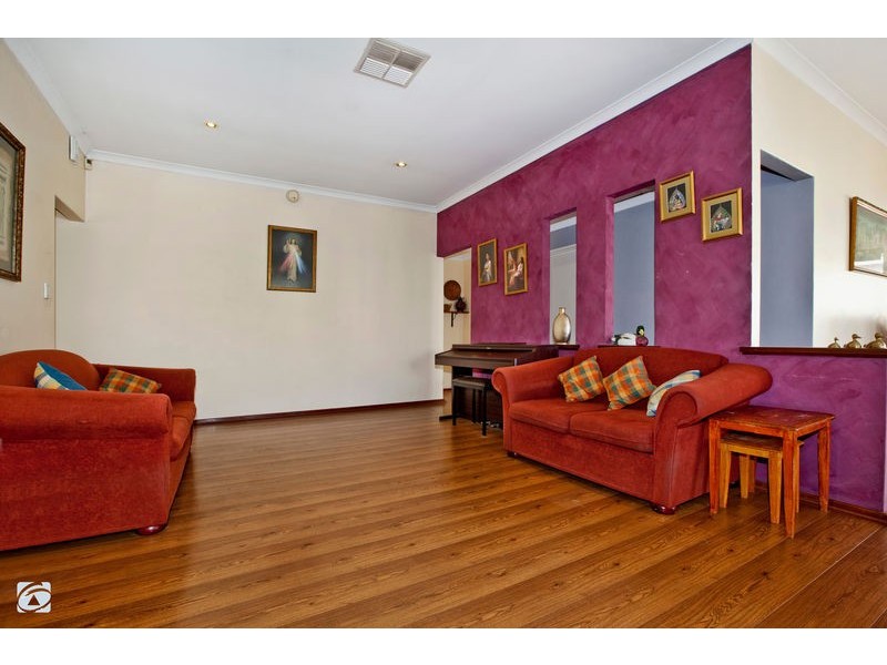 9 Freshwater Drive, Atwell WA 6164