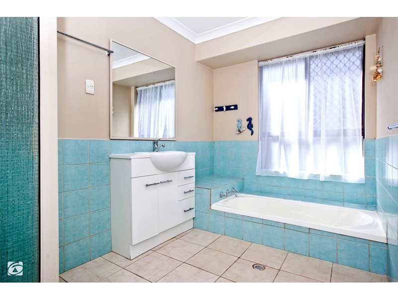 34 Sandpiper Loop, Yangebup WA 6164