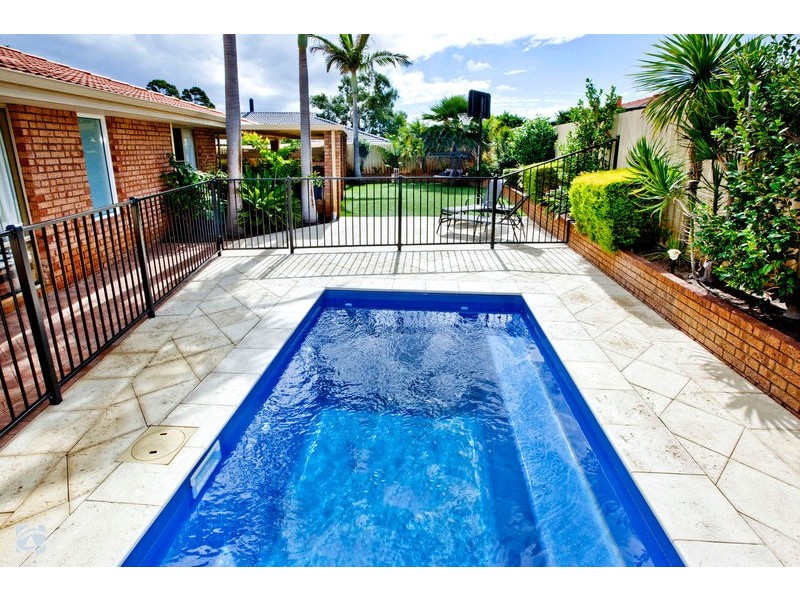 10 Fantail Drive, Bibra Lake WA 6163