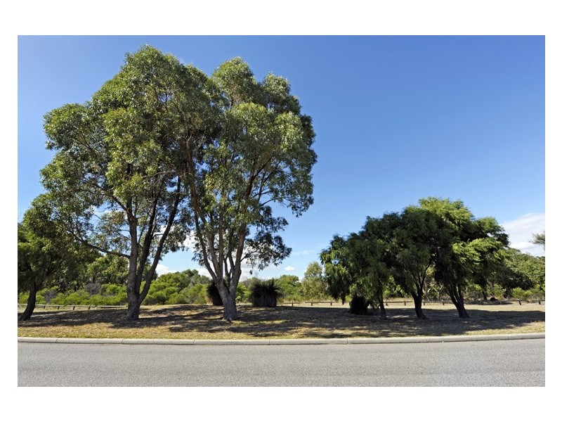 122 Lewington Street, Rockingham WA 6168