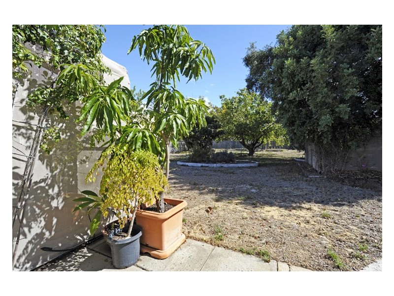 122 Lewington Street, Rockingham WA 6168