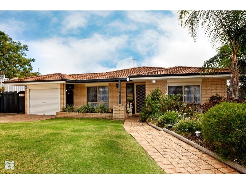 7 Vasse Court, Yangebup WA 6164
