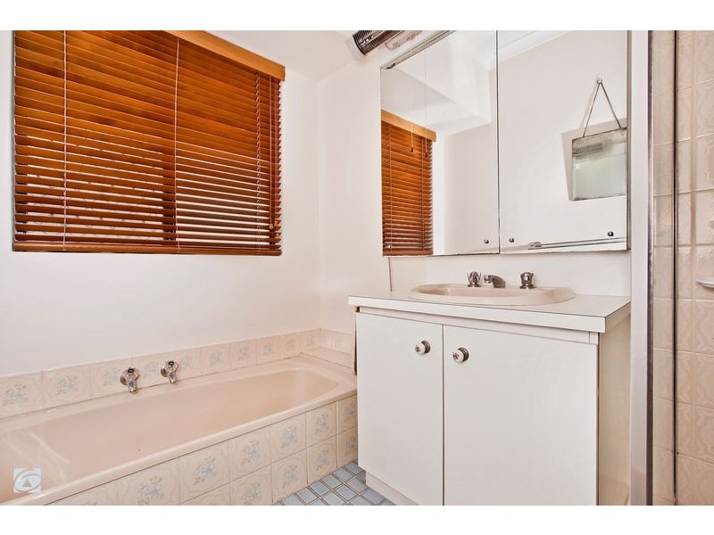 10 Jarrah Court, Yangebup WA 6164