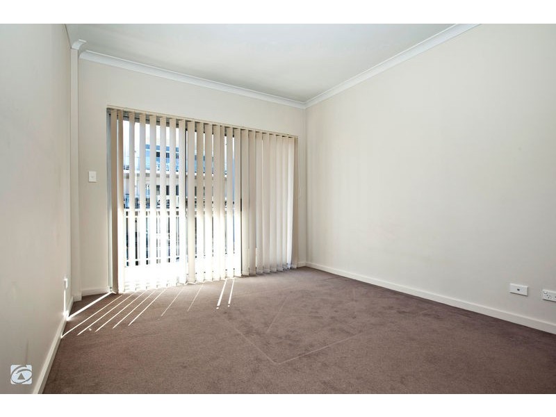 19/6 Ibera Way, Success WA 6164