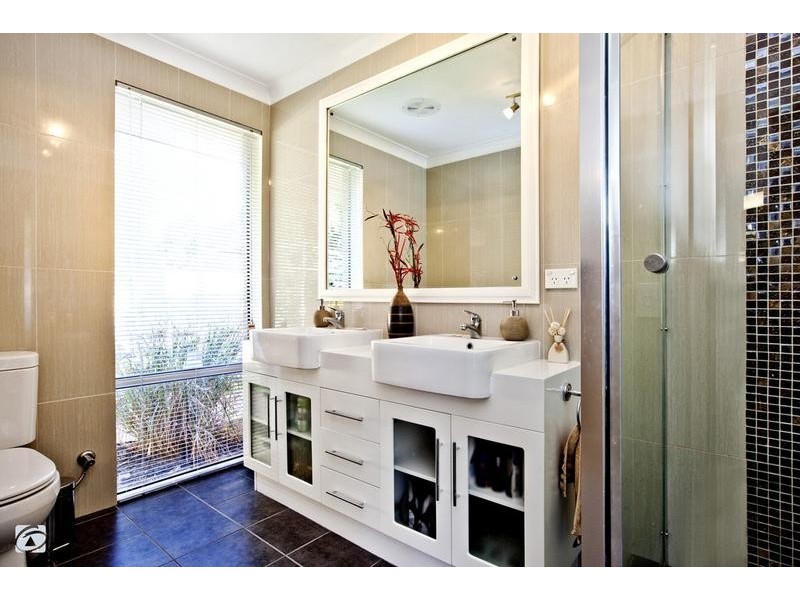 14 Bolderwood Drive, South Lake WA 6164