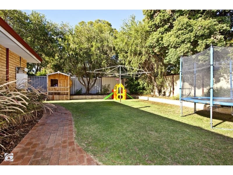 14 Bolderwood Drive, South Lake WA 6164