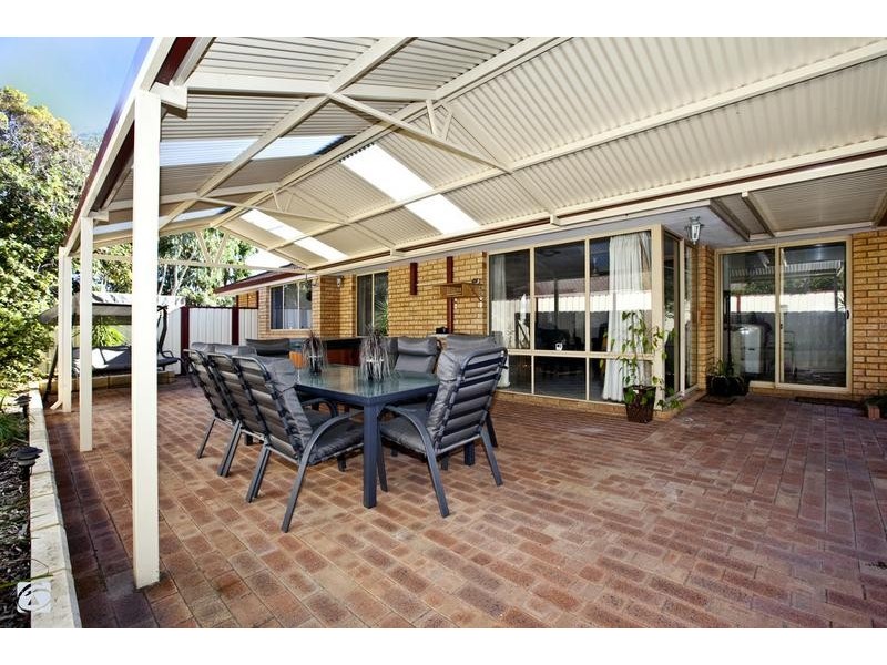 14 Bolderwood Drive, South Lake WA 6164