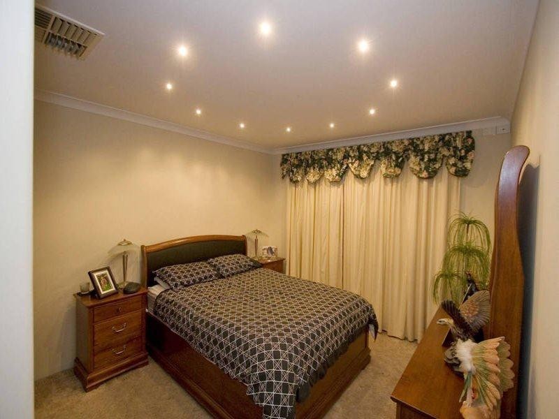 36 Allamanda Drive, South Lake WA 6164