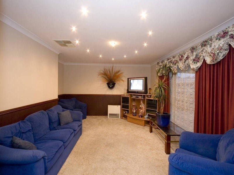 36 Allamanda Drive, South Lake WA 6164