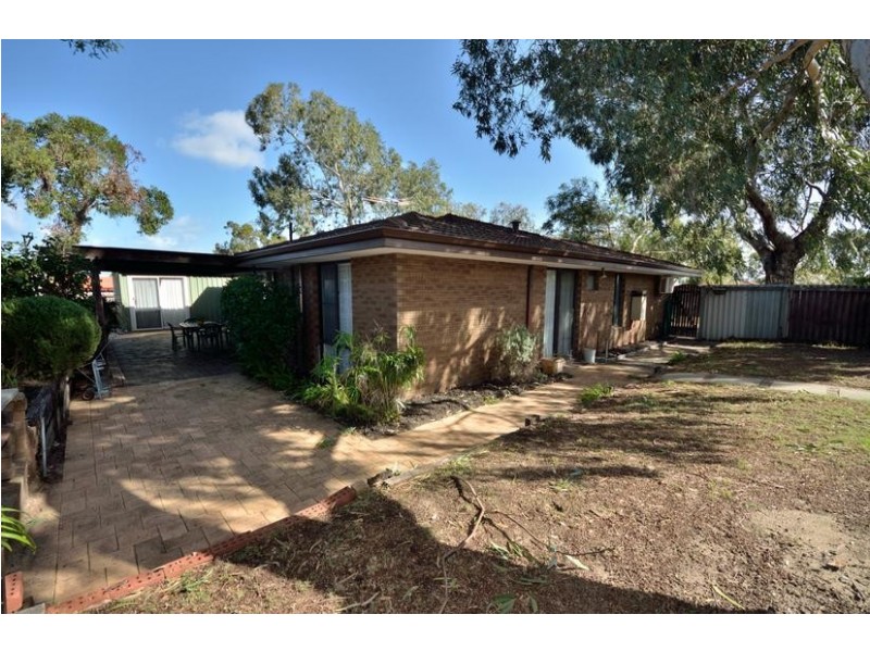 19 Allamanda Drive, South Lake WA 6164