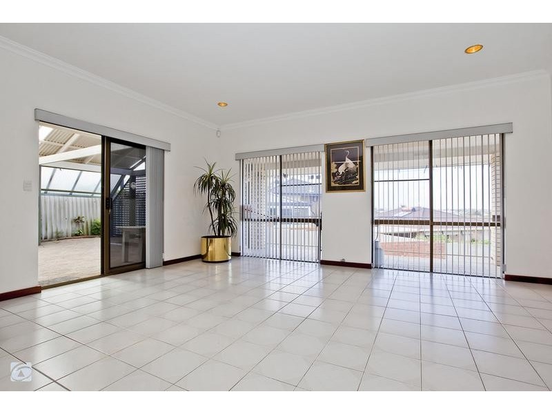 13 Boswell Place, Spearwood WA 6163