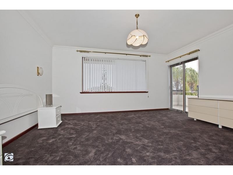 13 Boswell Place, Spearwood WA 6163