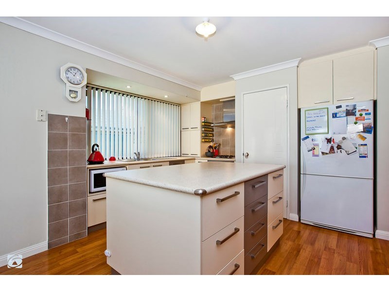 12 Hedges Retreat, Atwell WA 6164