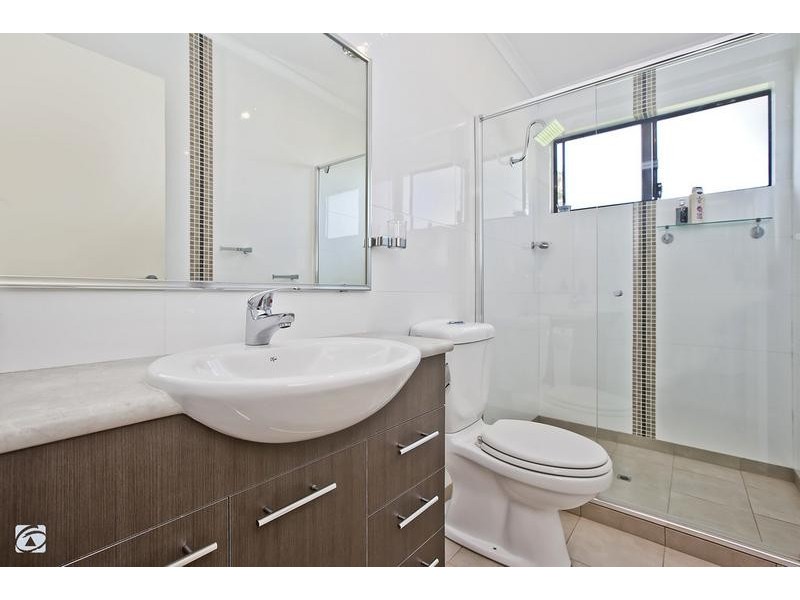 24 Tarwhine Close, South Lake WA 6164