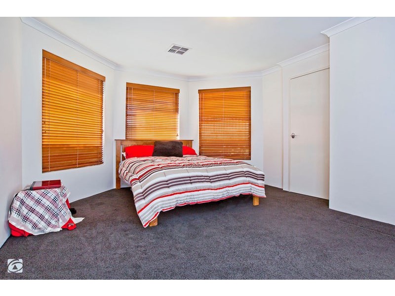 3 Colgrave Mews, South Lake WA 6164