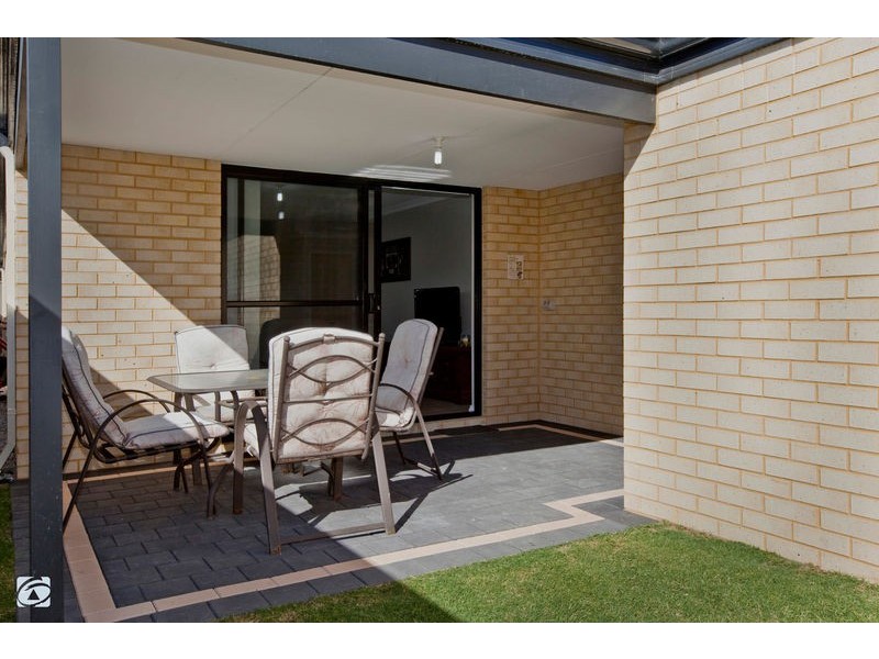 11 Blackmore Way, Wellard WA 6170