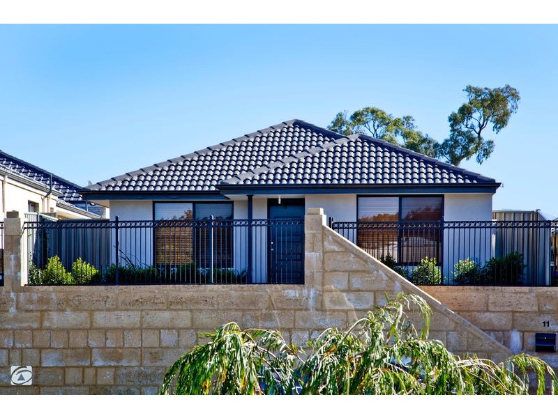 11 Blackmore Way, Wellard WA 6170