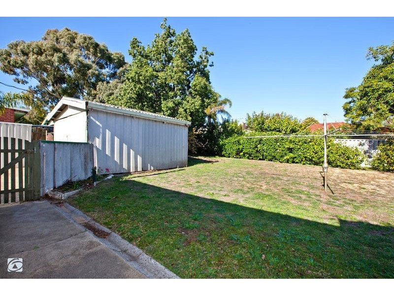 163 Winterfold Road, Coolbellup WA 6163