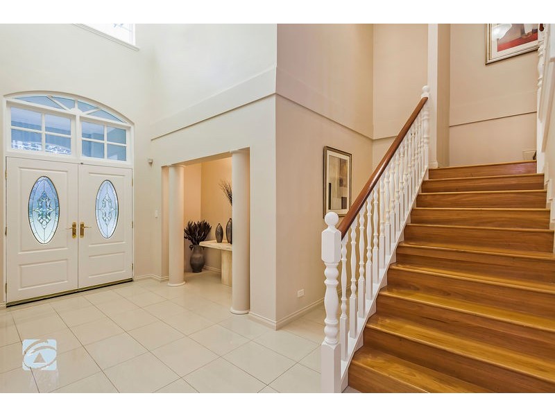 15 Peter Street, Attadale WA 6156