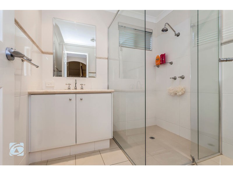 15 Peter Street, Attadale WA 6156