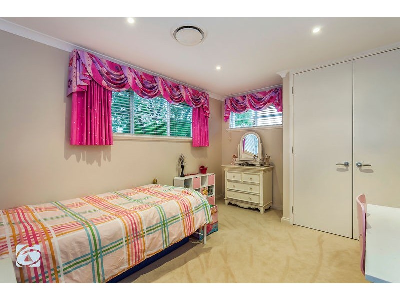 15 Peter Street, Attadale WA 6156