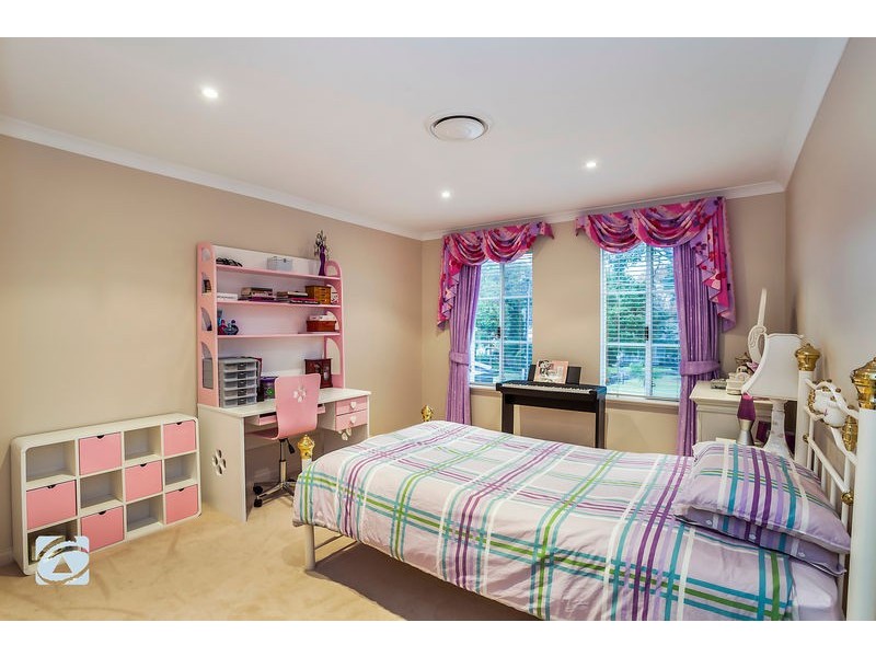 15 Peter Street, Attadale WA 6156