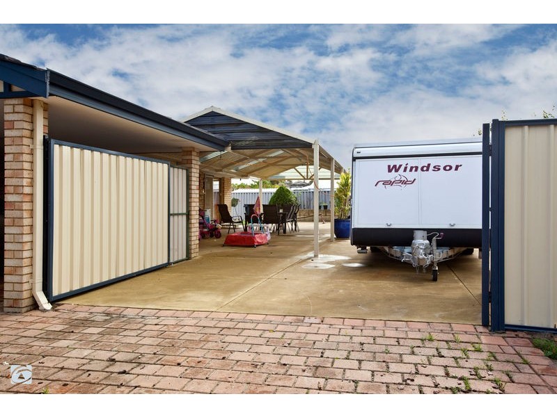 9 Hastings Court, Success WA 6164