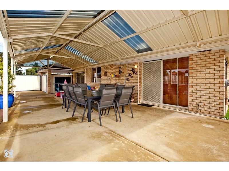 9 Hastings Court, Success WA 6164