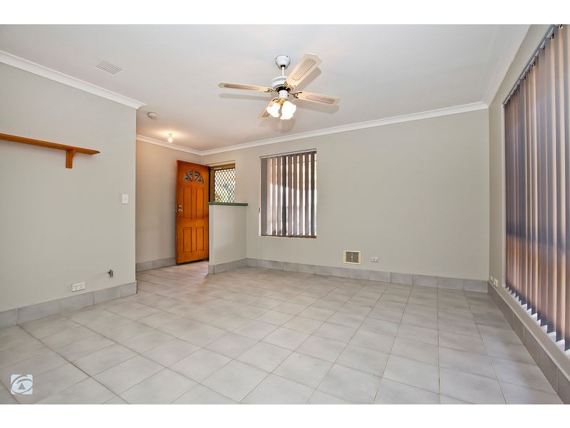 2 Dillon Rise, Yangebup WA 6164