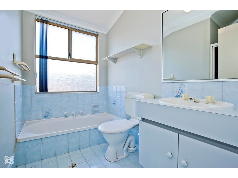 2 Dillon Rise, Yangebup WA 6164