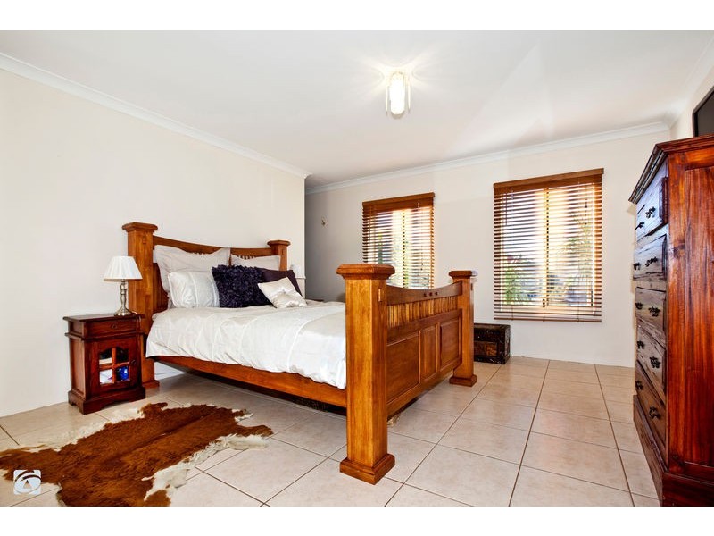 7 Orlando Avenue, Bibra Lake WA 6163