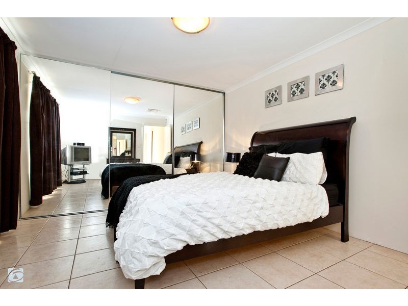 7 Orlando Avenue, Bibra Lake WA 6163