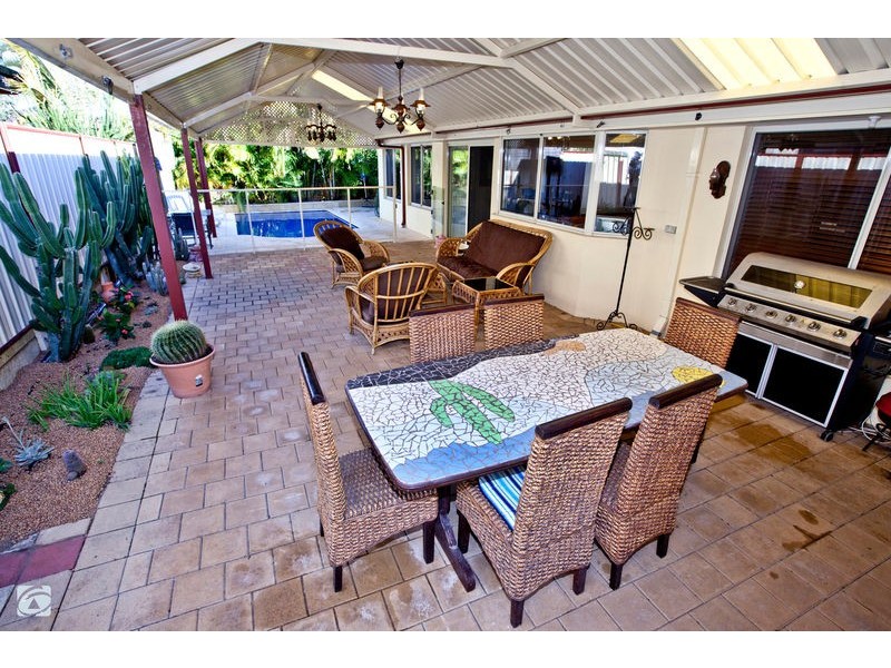 7 Orlando Avenue, Bibra Lake WA 6163