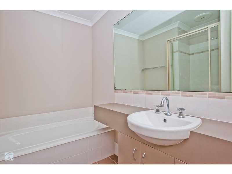 3/25 Peppermint Gardens, Aubin Grove WA 6164