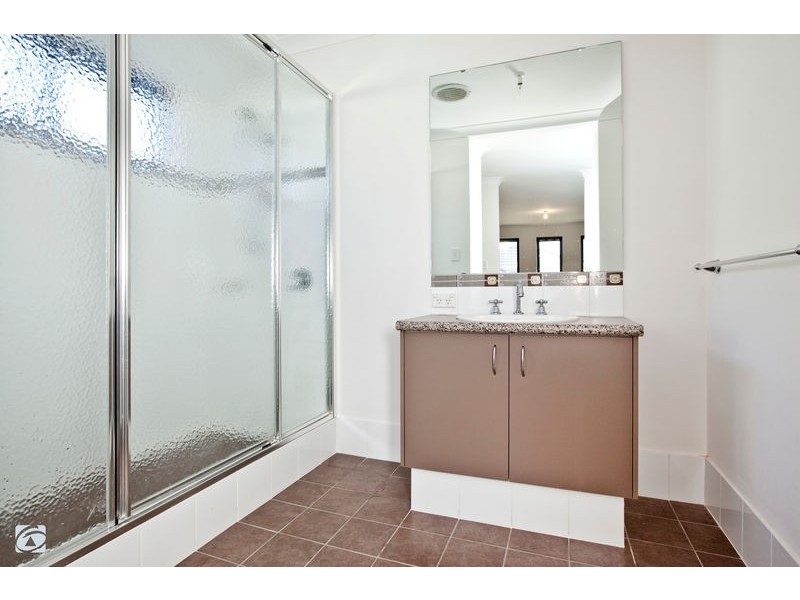 36 Marseille Gardens, Piara Waters WA 6112