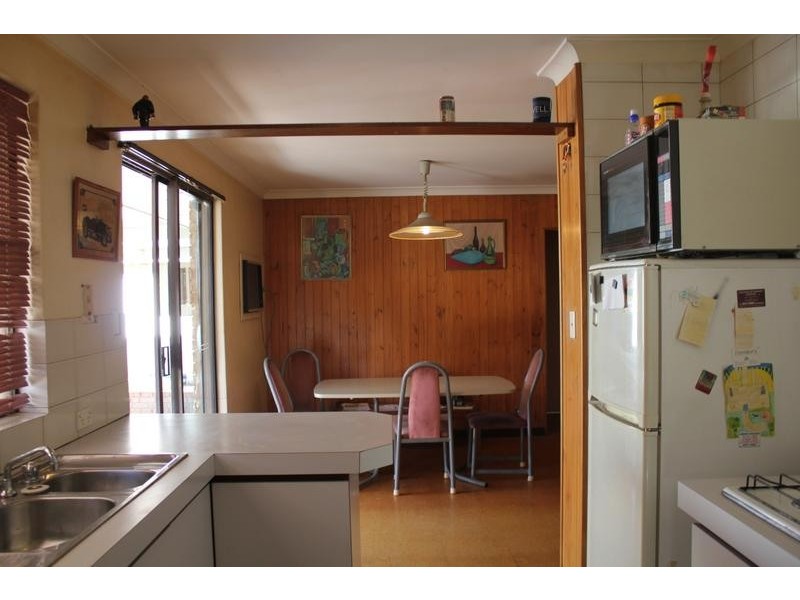 215 Elderberry Drive, South Lake WA 6164