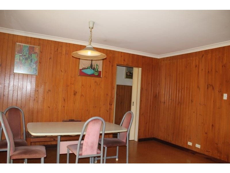 215 Elderberry Drive, South Lake WA 6164