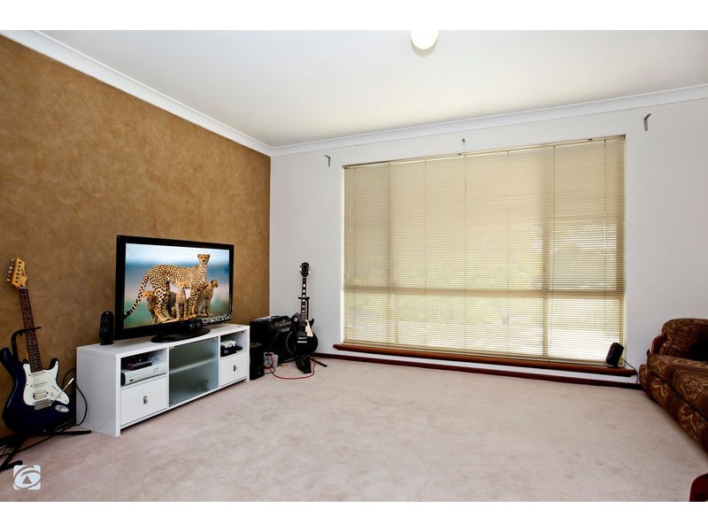 81 Beasley Road, Leeming WA 6149