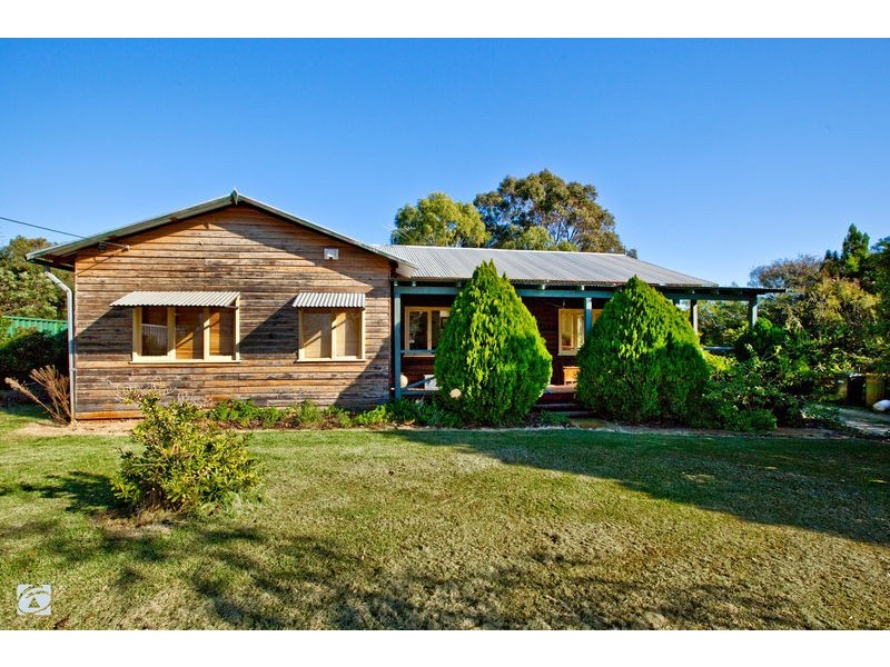 339 Mandogalup Road, Hope Valley WA 6165