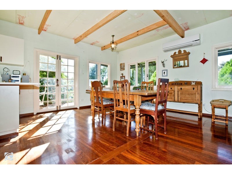 339 Mandogalup Road, Hope Valley WA 6165