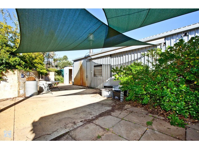 339 Mandogalup Road, Hope Valley WA 6165