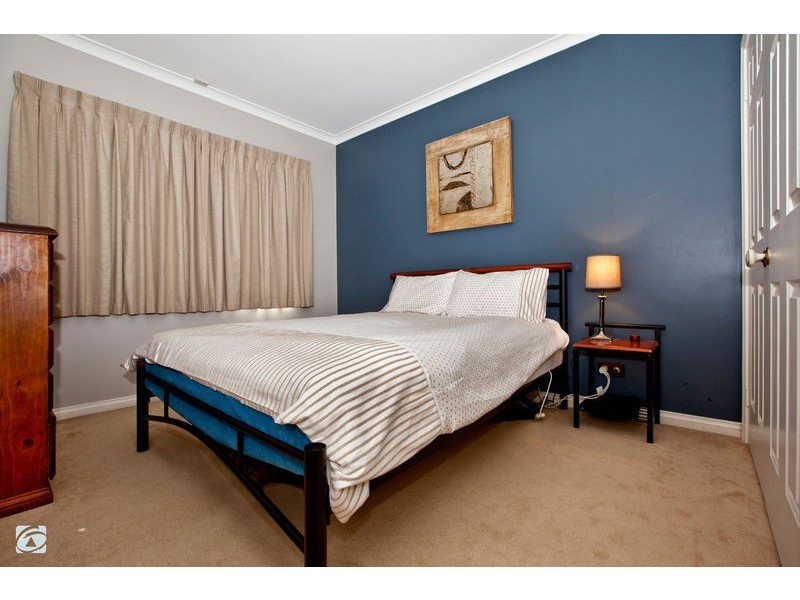 291 Foxton Drive, Oakford WA 6121