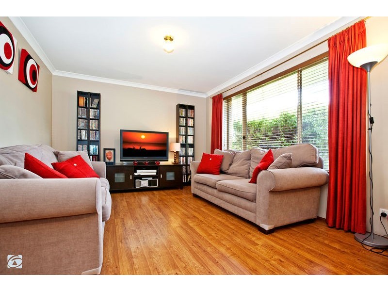 8 Pavonia Heights, South Lake WA 6164