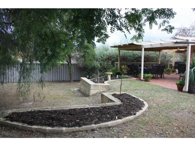 8 Pavonia Heights, South Lake WA 6164
