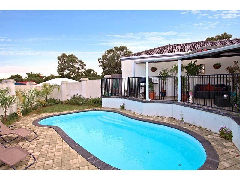 6 Centaury Close, Beeliar WA 6164
