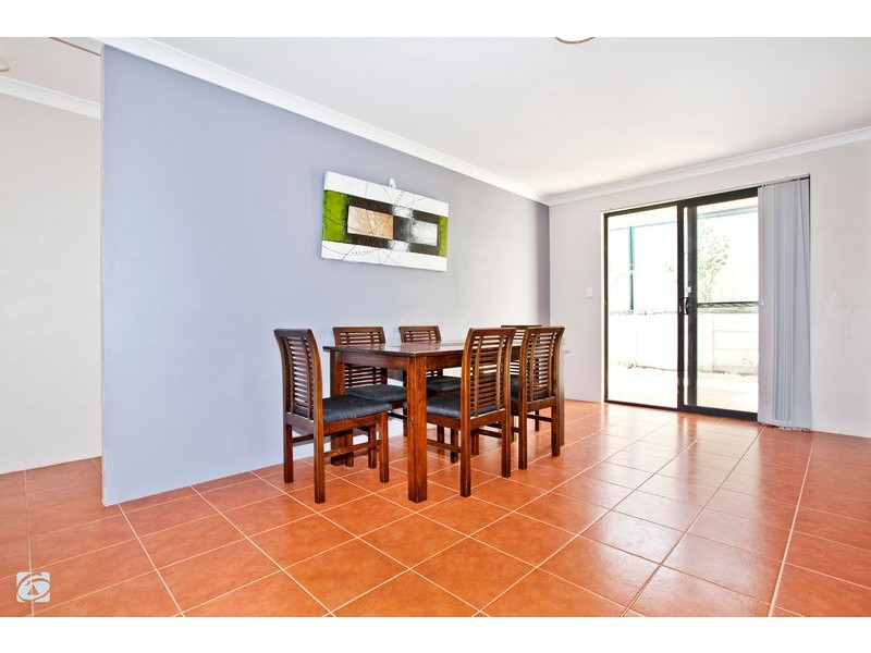 13 Sheffield Bend, Success WA 6164