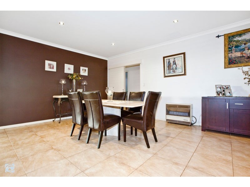 10 Giudice Way, Yangebup WA 6164